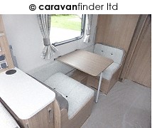 Coachman VIP 520 2017 Caravan Photo